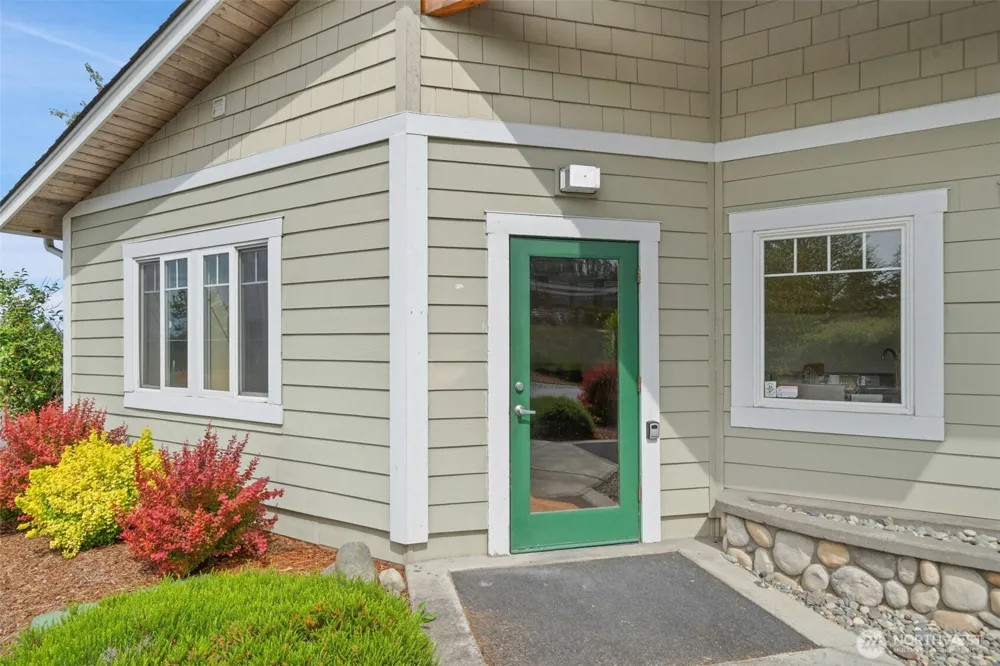 261043 Highway 101 #C Sequim, WA 98382