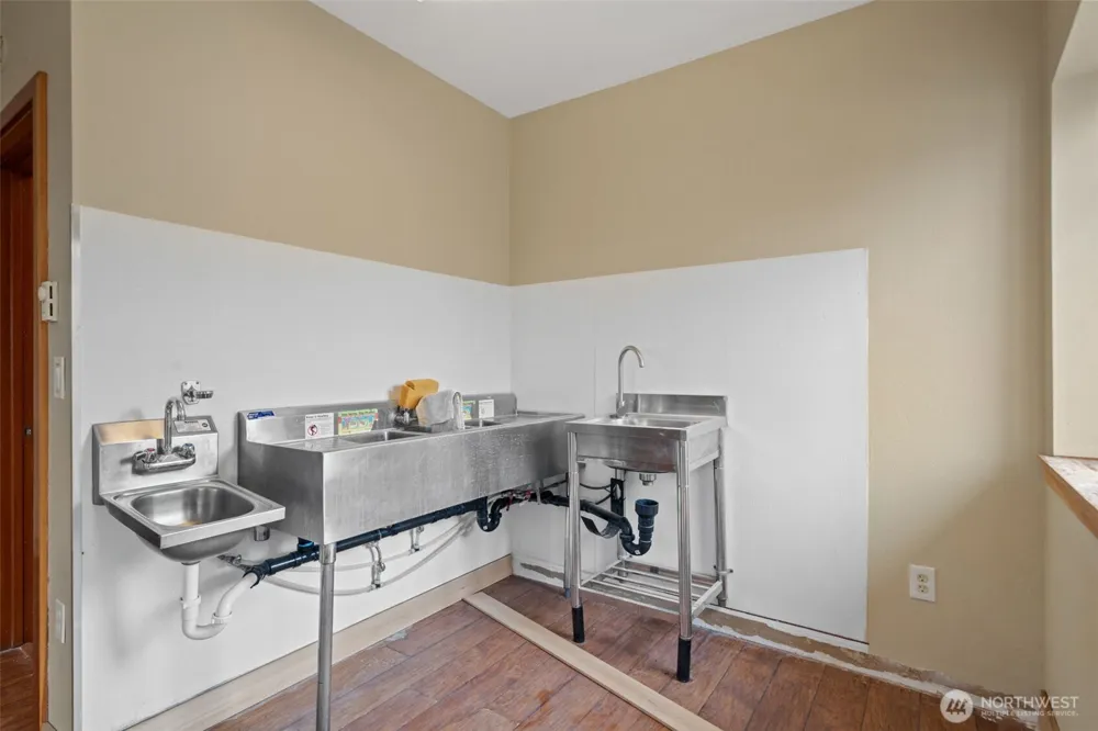 261043 Highway 101 #C Sequim, WA 98382