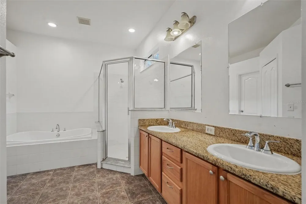 15536 GANNETGLADE LANE Lithia, FL 33547