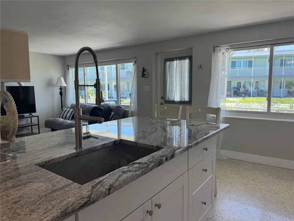 1834 SHORE DRIVE S #6 South Pasadena, FL 33707