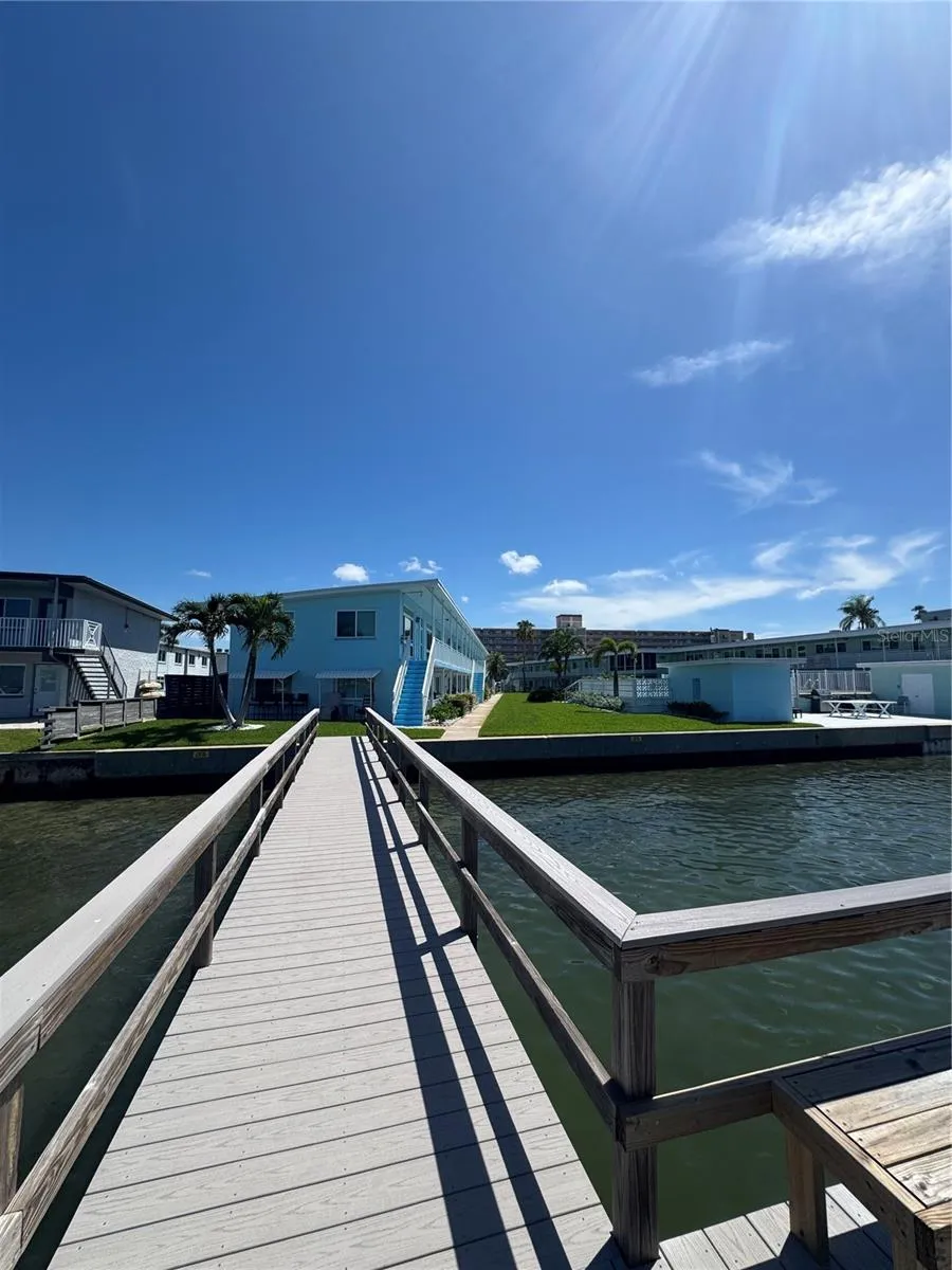 1834 SHORE DRIVE S #6 South Pasadena, FL 33707