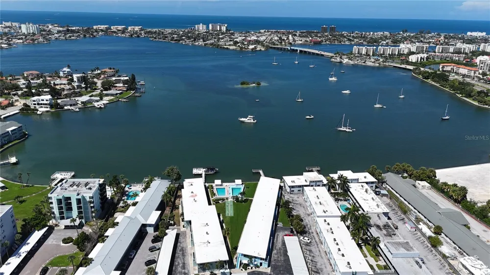 1834 SHORE DRIVE S #6 South Pasadena, FL 33707