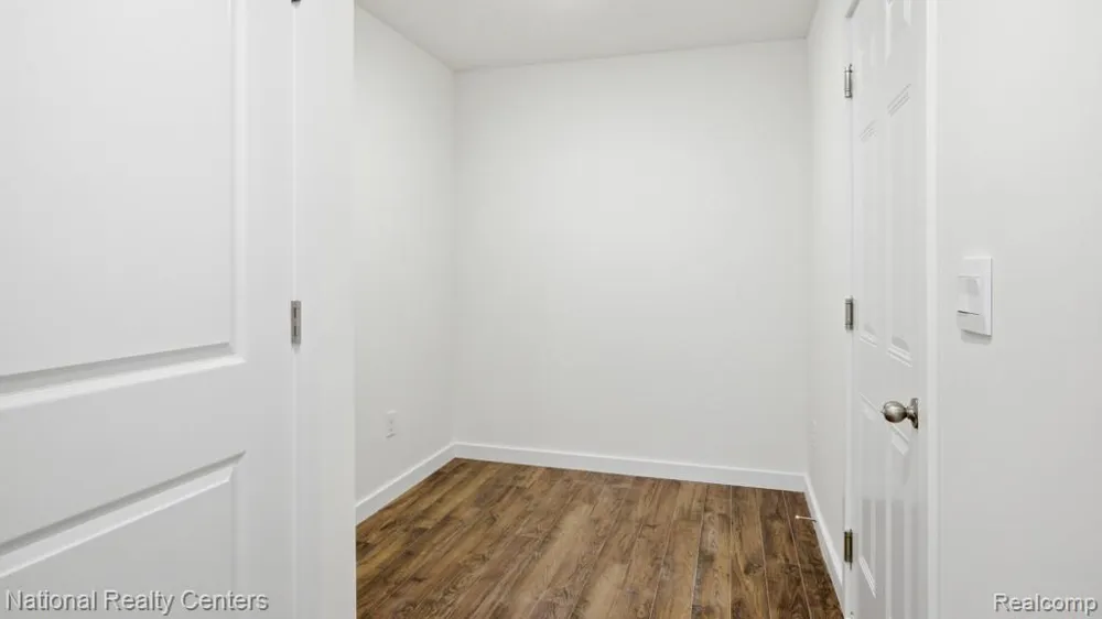 10465 Valley Drive Goodrich Village, MI 48438