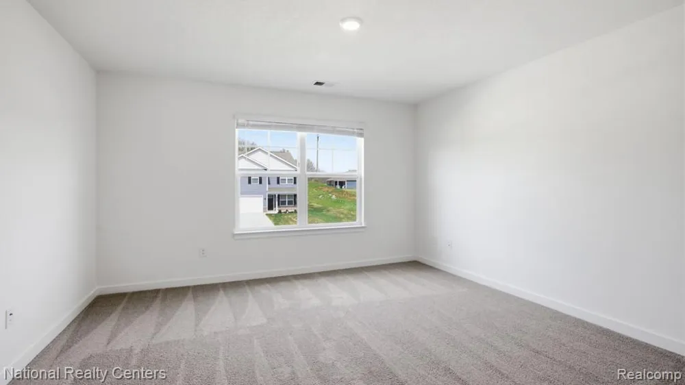 10465 Valley Drive Goodrich Village, MI 48438