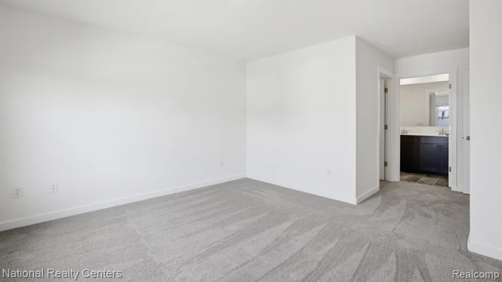 10465 Valley Drive Goodrich Village, MI 48438