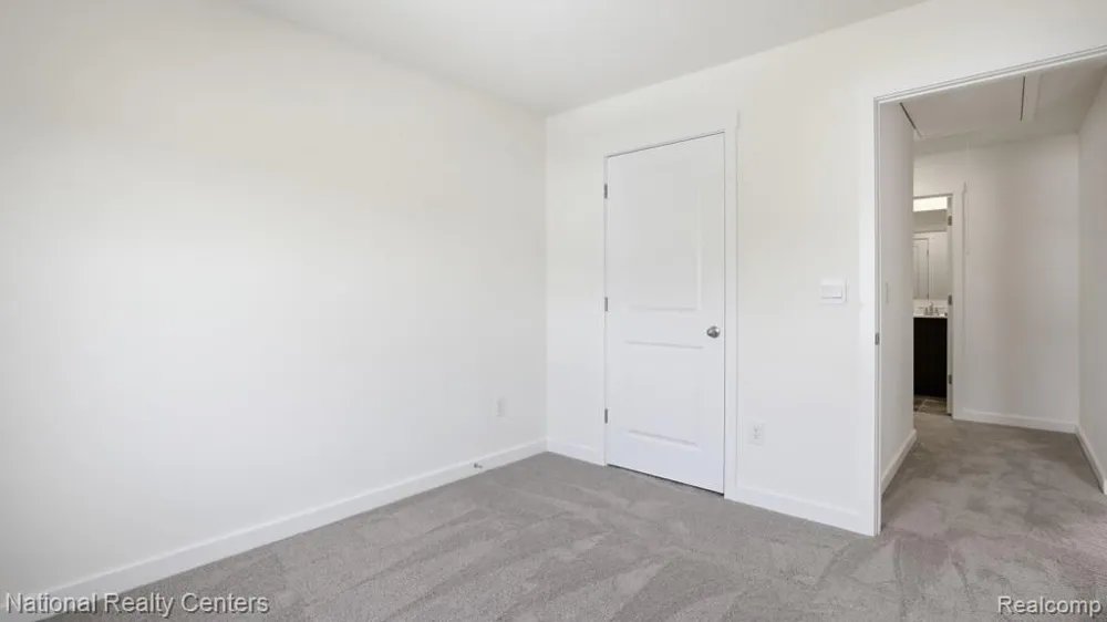 10465 Valley Drive Goodrich Village, MI 48438