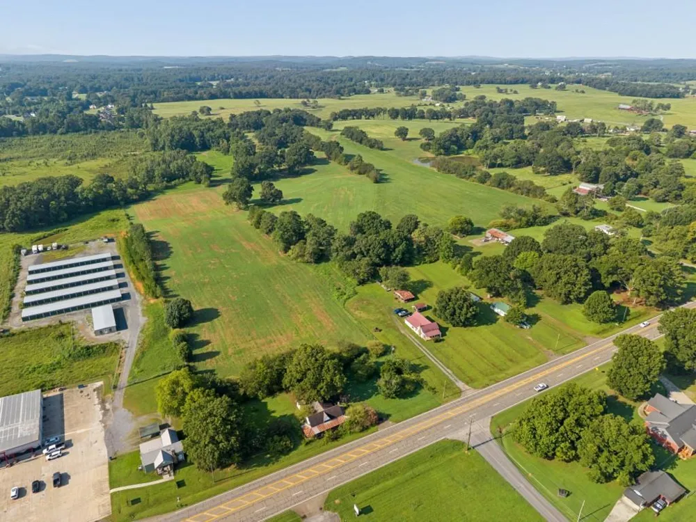 6873 Fairmount Highway SE Calhoun, GA 30701