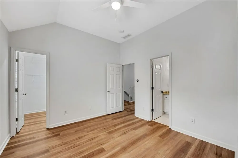 1806 Waters Edge Trail Roswell, GA 30075