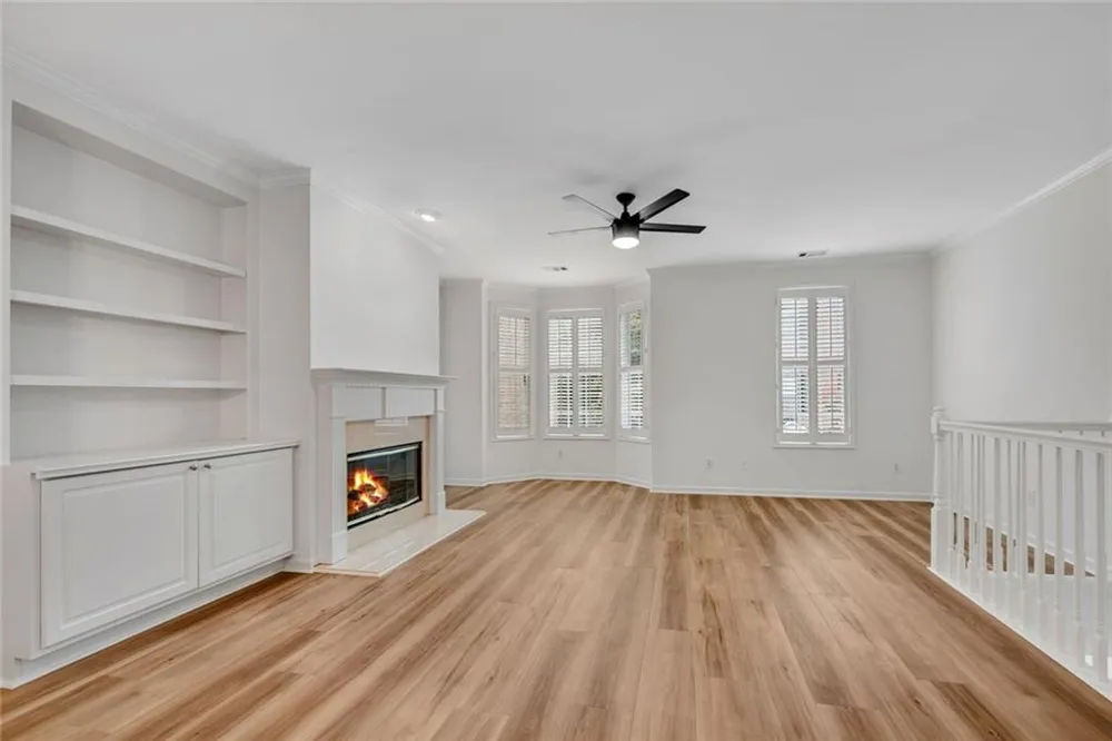 1806 Waters Edge Trail Roswell, GA 30075