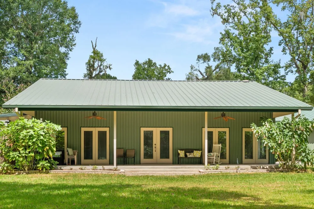 451 W Main Drive Shepherd, TX 77371
