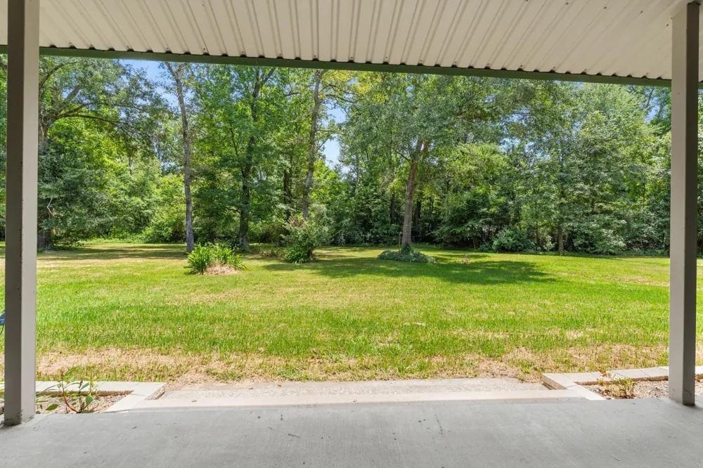 451 W Main Drive Shepherd, TX 77371