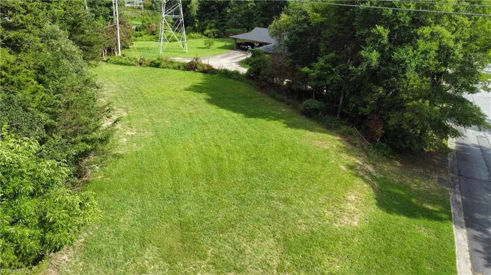 1200 Gatehouse Road High Point, NC 27262