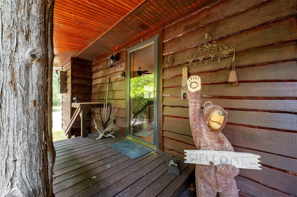 24 Sunfish Creek Trail Smithville, OK 74957