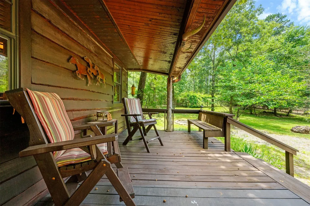 24 Sunfish Creek Trail Smithville, OK 74957