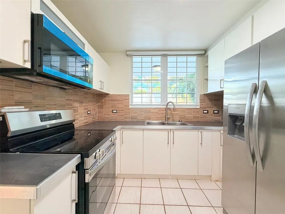 Cond Monte Mayor LAS CUMBRES #301 Guaynabo, PR 00969