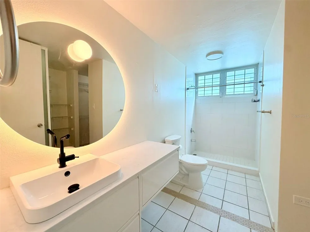 Cond Monte Mayor LAS CUMBRES #301 Guaynabo, PR 00969