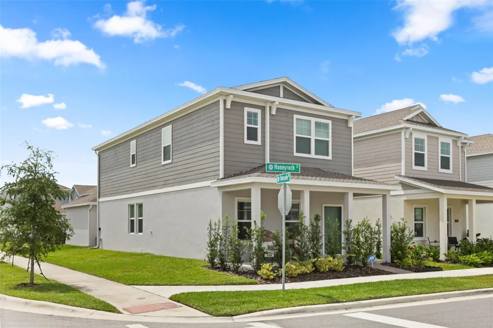 750 HONEYROCK STREET Debary, FL 32713