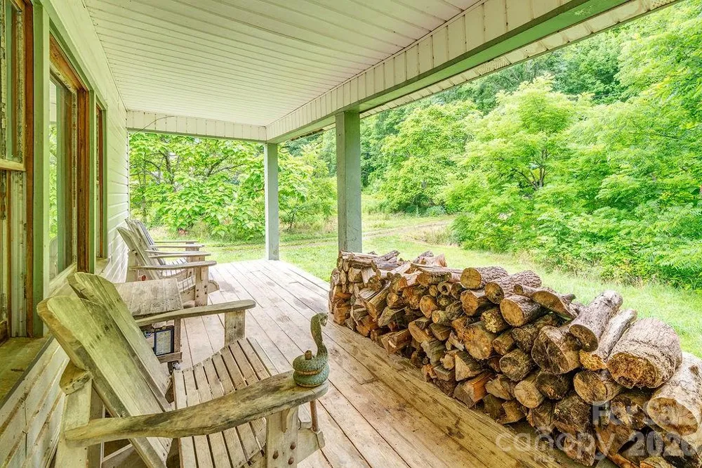 8485 Meadow Fork Road Hot Springs, NC 28743
