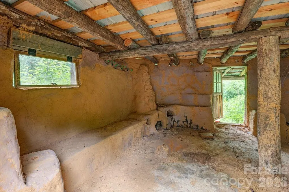 8485 Meadow Fork Road Hot Springs, NC 28743