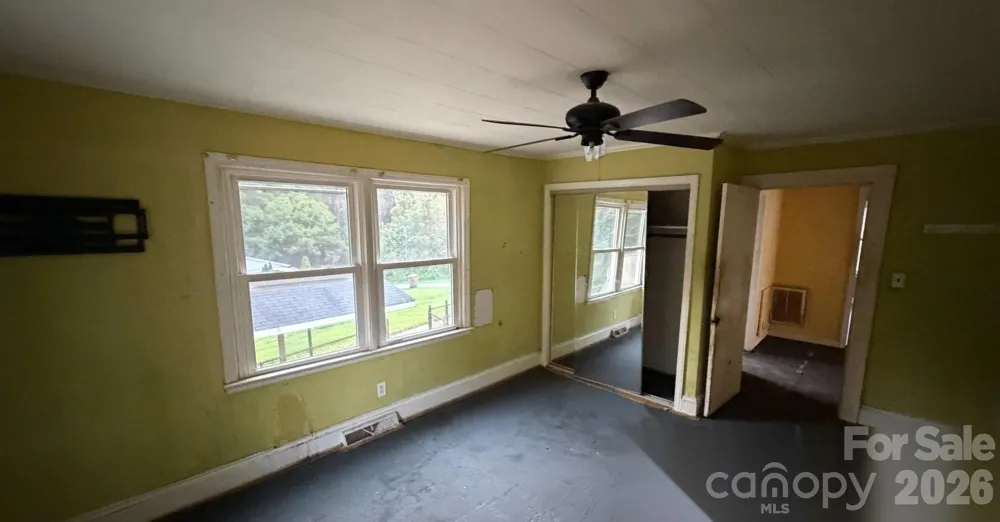 803 S Grove Street Lincolnton, NC 28092