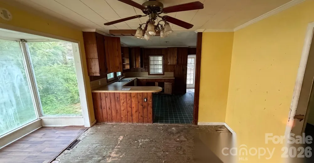 803 S Grove Street Lincolnton, NC 28092
