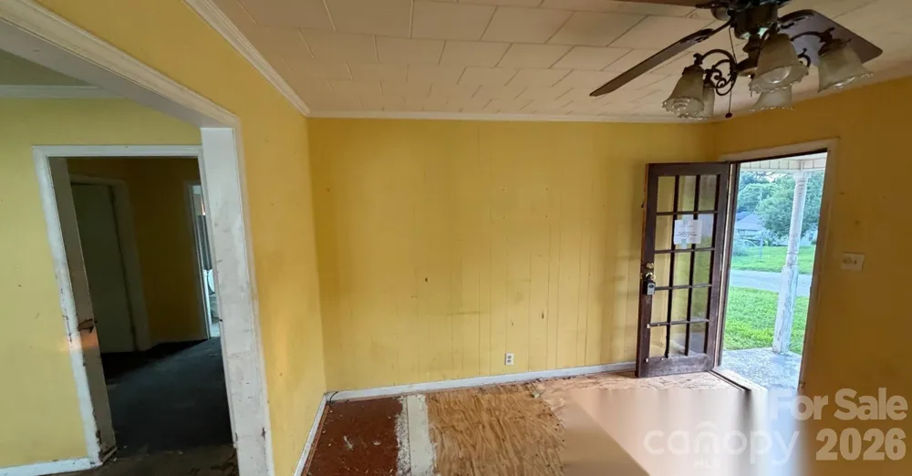 803 S Grove Street Lincolnton, NC 28092