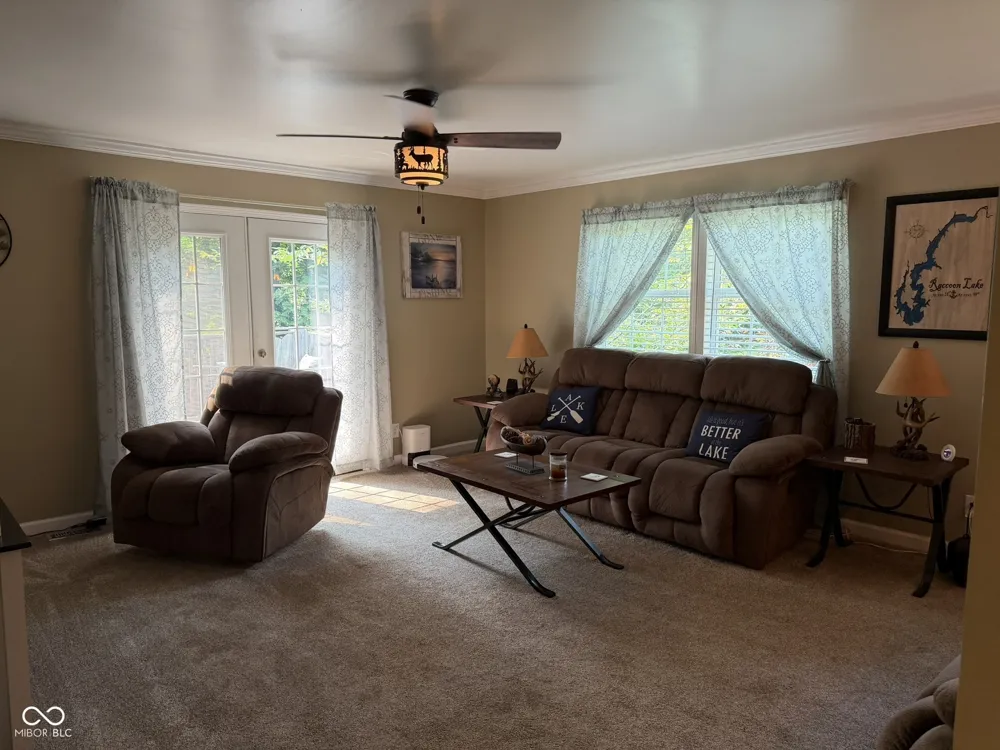 9712 E Mitchell Drive Rockville, IN 47872