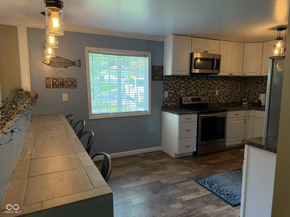 9712 E Mitchell Drive Rockville, IN 47872