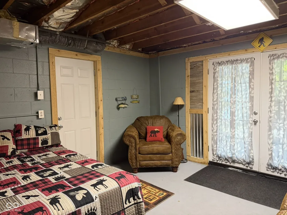 9712 E Mitchell Drive Rockville, IN 47872