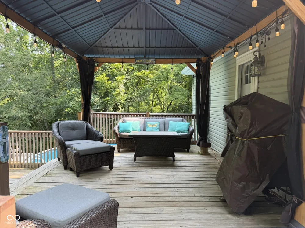 9712 E Mitchell Drive Rockville, IN 47872