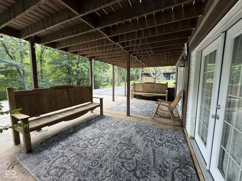 9712 E Mitchell Drive Rockville, IN 47872