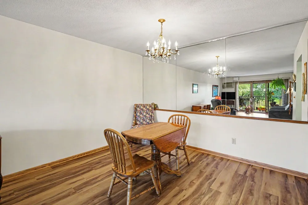 2700 Oxford Street #154 Roseville, MN 55113