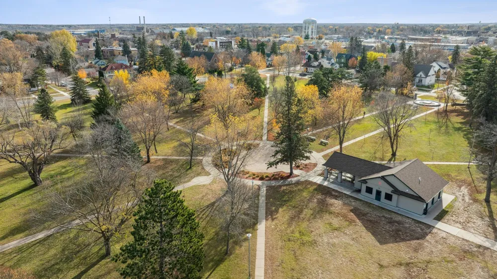 509 Holly Street Brainerd, MN 56401