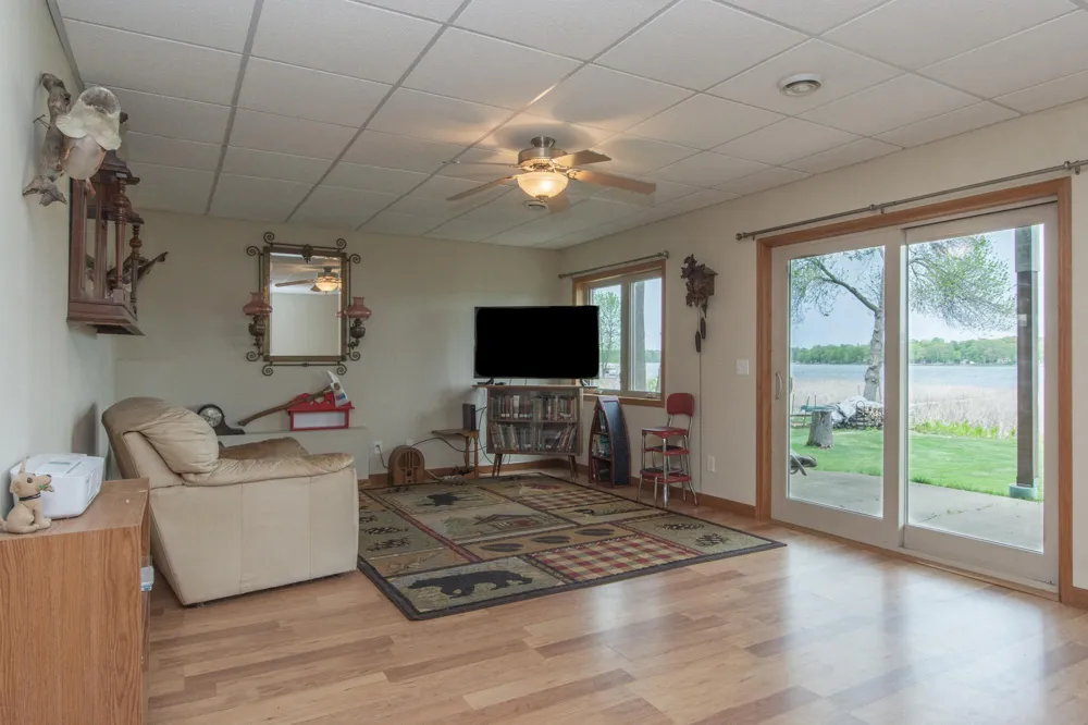 1900 White Cloud Drive E Isle, MN 56342