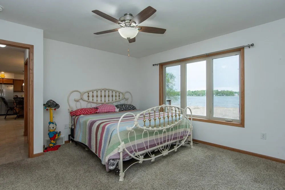 1900 White Cloud Drive E Isle, MN 56342