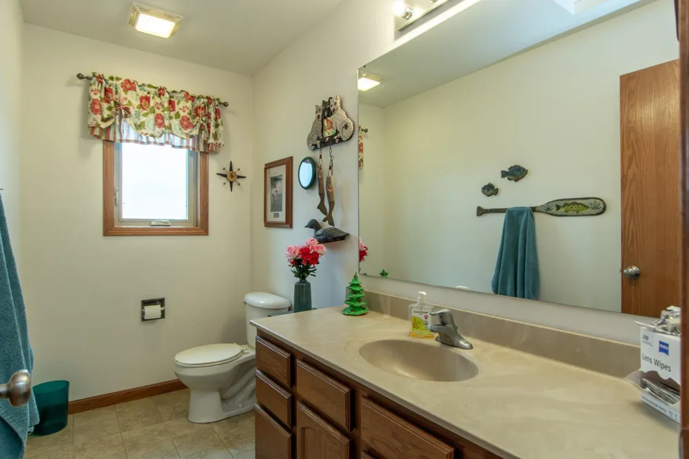 1900 White Cloud Drive E Isle, MN 56342