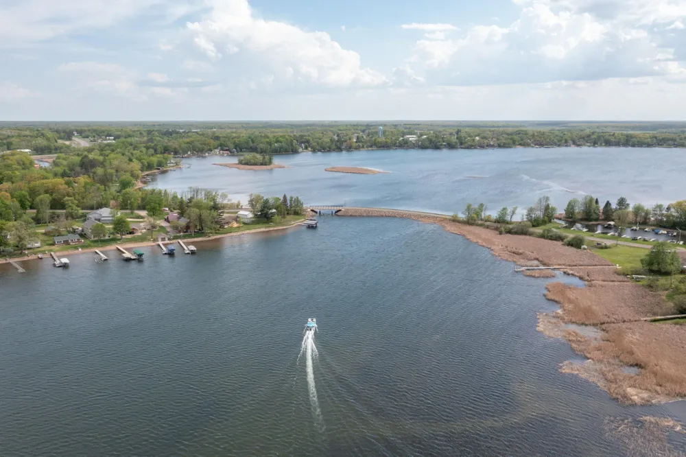 1900 White Cloud Drive E Isle, MN 56342