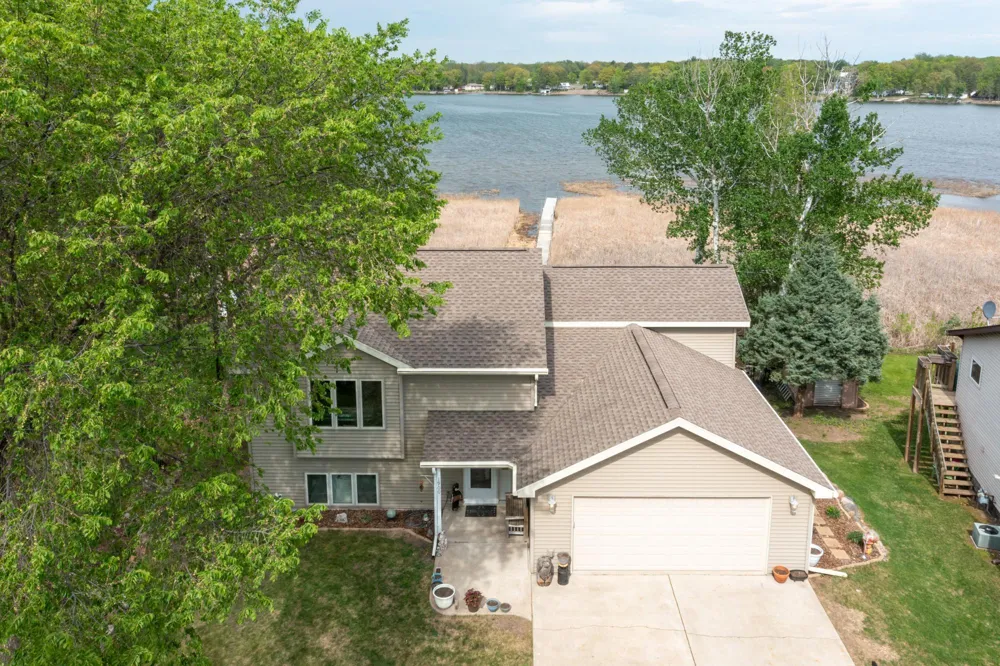 1900 White Cloud Drive E Isle, MN 56342