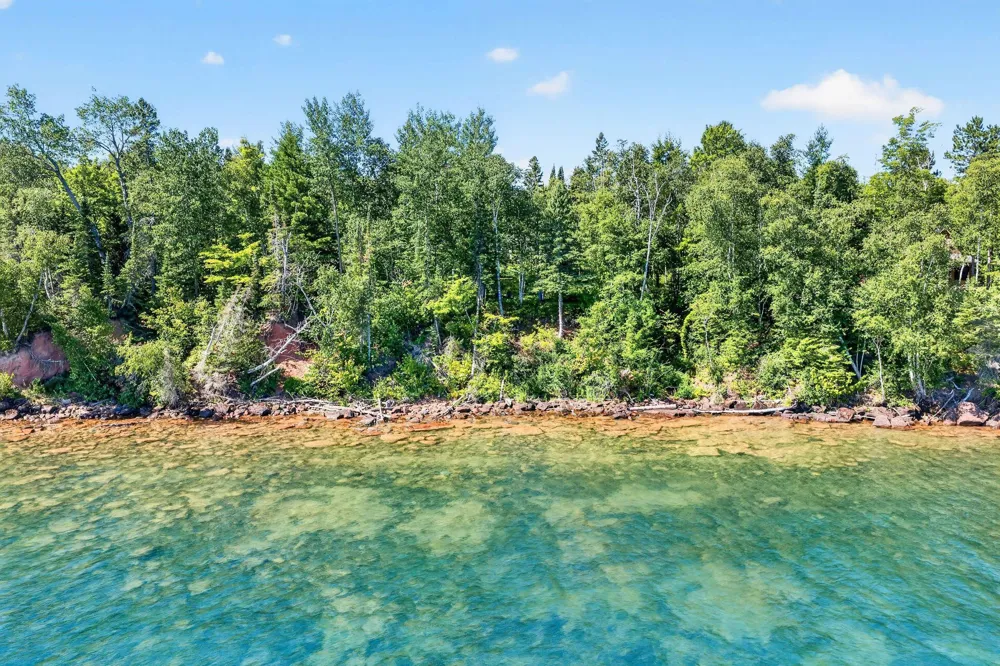 23860 E Spirit Point Road Cornucopia, WI 54827