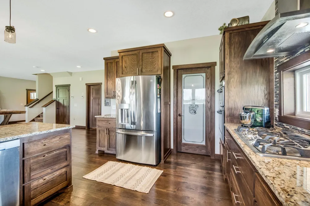 6699 313th Avenue NE North Branch, MN 55056