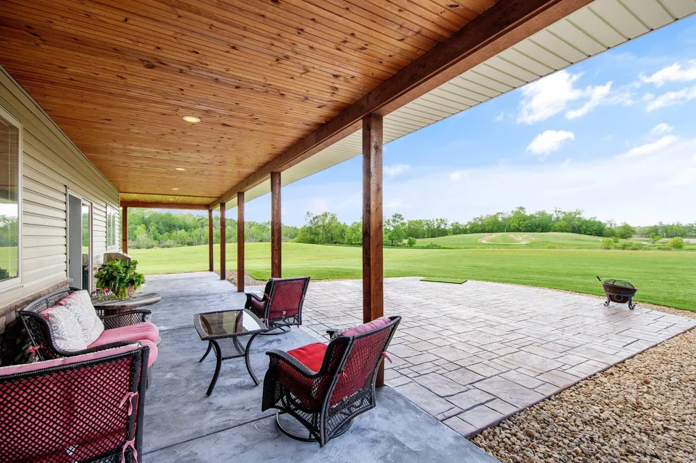 6699 313th Avenue NE North Branch, MN 55056