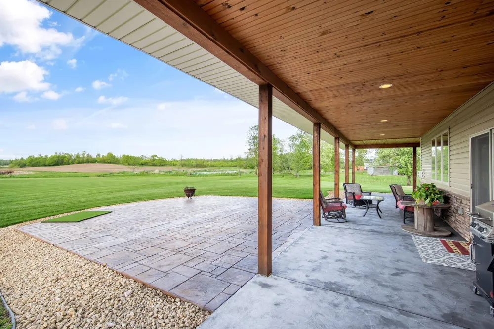 6699 313th Avenue NE North Branch, MN 55056