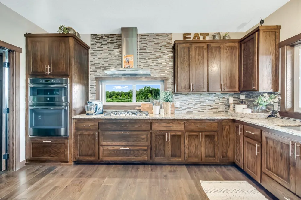 6699 313th Avenue NE North Branch, MN 55056
