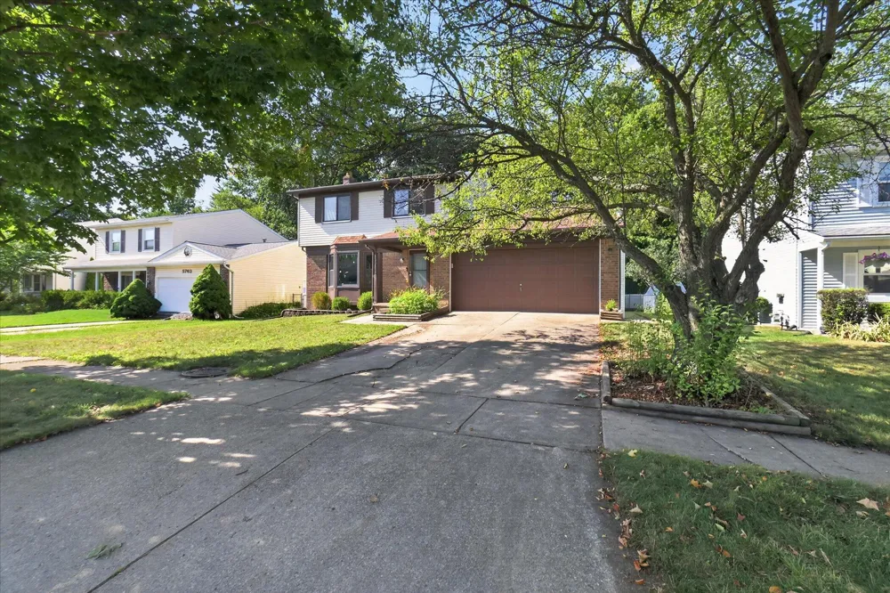 5769 Meadowview Street Ypsilanti, MI 48197
