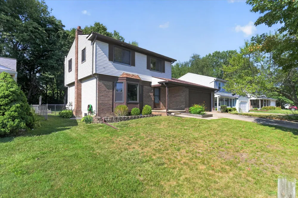 5769 Meadowview Street Ypsilanti, MI 48197