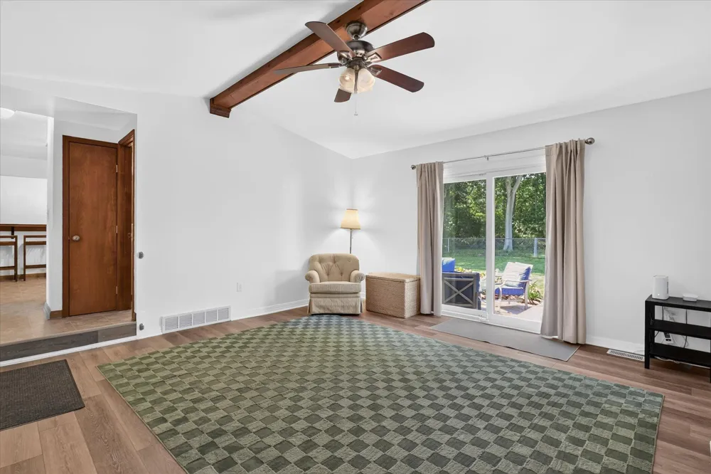 5769 Meadowview Street Ypsilanti, MI 48197