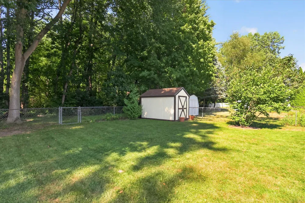 5769 Meadowview Street Ypsilanti, MI 48197