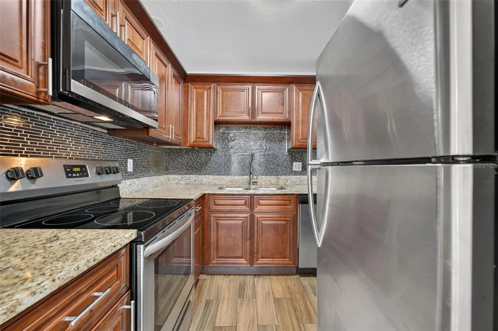 118 W AMERICA STREET #2 Orlando, FL 32801