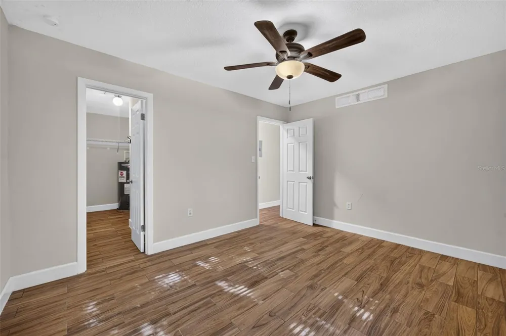 118 W AMERICA STREET #2 Orlando, FL 32801