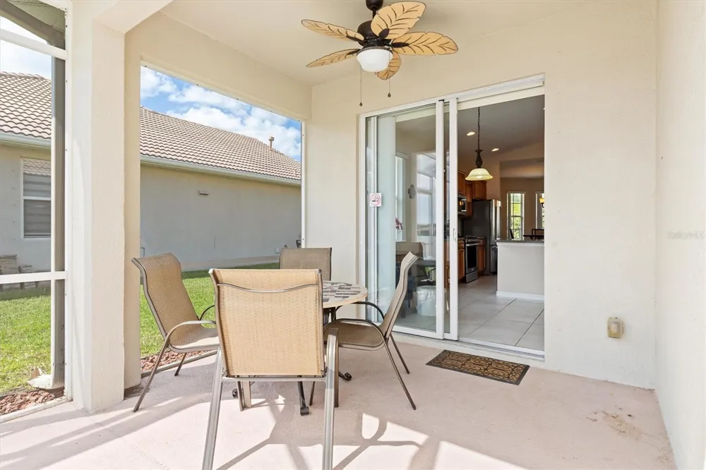 6918 74TH STREET CIRCLE E Bradenton, FL 34203